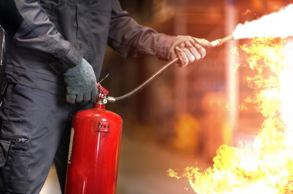 Comment arrêter le bip d'une alarme incendie ?