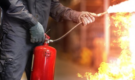 Comment arrêter le bip d'une alarme incendie ?